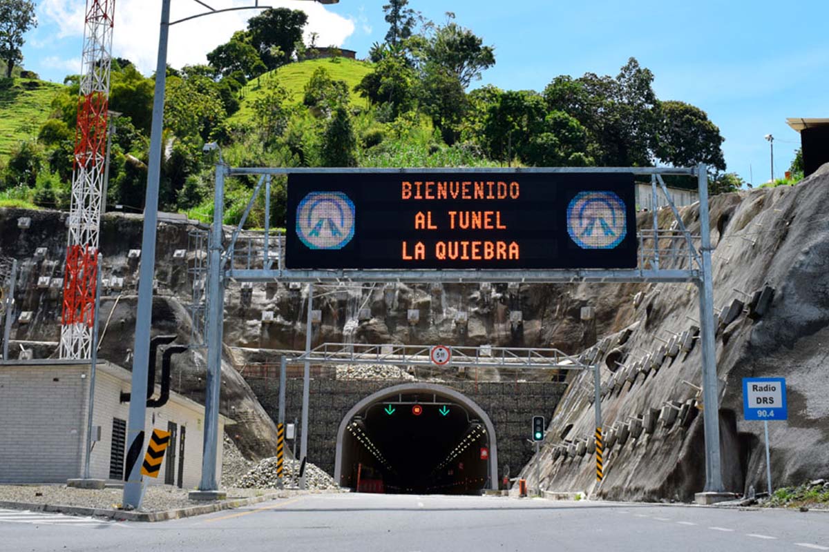 Tunel la Quiebra